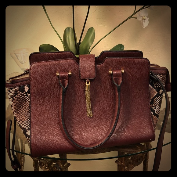 charming charlie satchel